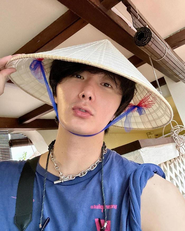 Jung Il Woo xả ảnh trên Instagram, nói hạnh phúc khi đến Việt Nam - ảnh 1