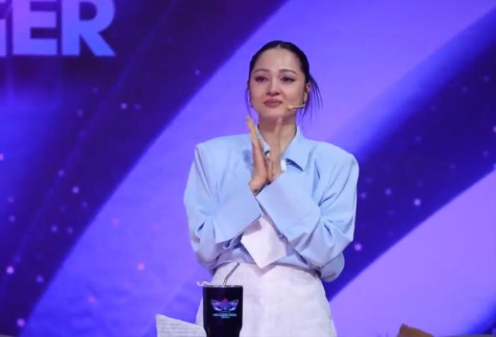 Nữ ca sĩ Việt nổi tiếng vướng tin đồn ở ẩn sinh con: Lộ dấu hiệu mẹ bỉm, tình trạng hiện tại gây lo lắng - ảnh 10