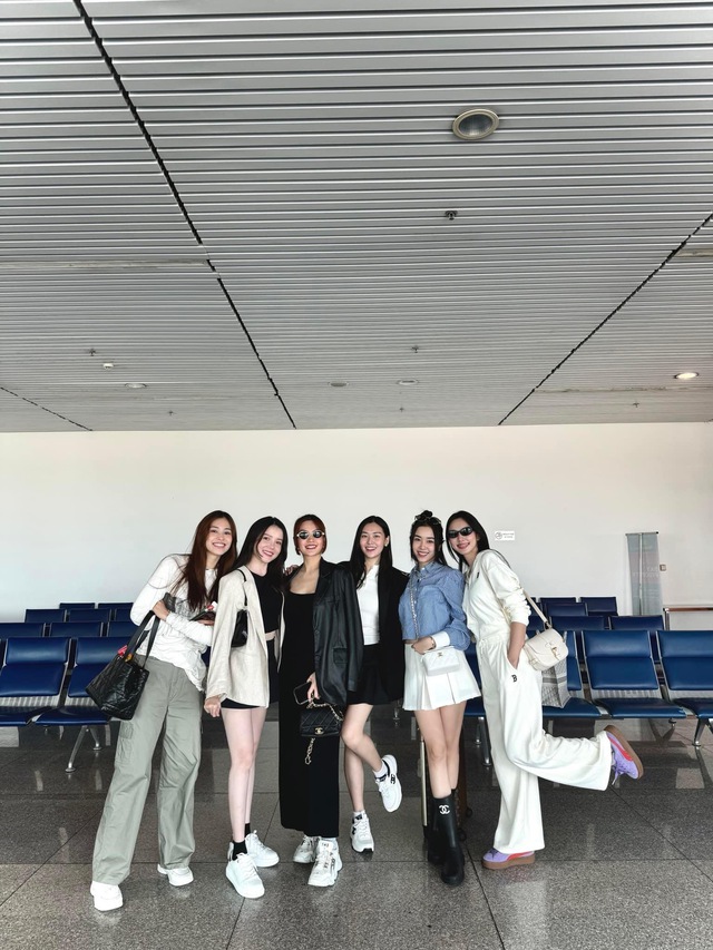 Hoa hậu Thuỳ Tiên cùng hội bạn thân Hoa - Á hậu kéo nhau du lịch Hàn Quốc, khung hình quy tụ toàn visual khủng - ảnh 2