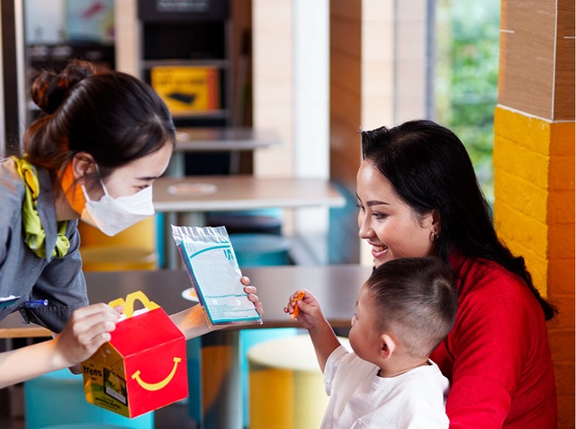 Tiên phong hướng tới nền kinh tế xanh, McDonald’s Việt Nam nhận giải Rồng Vàng lần thứ 6 - ảnh 2