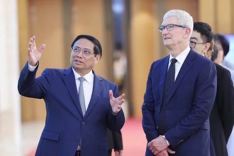 Thủ tướng: Chính phủ sẽ lập tổ công tác hỗ trợ Apple - ảnh 1