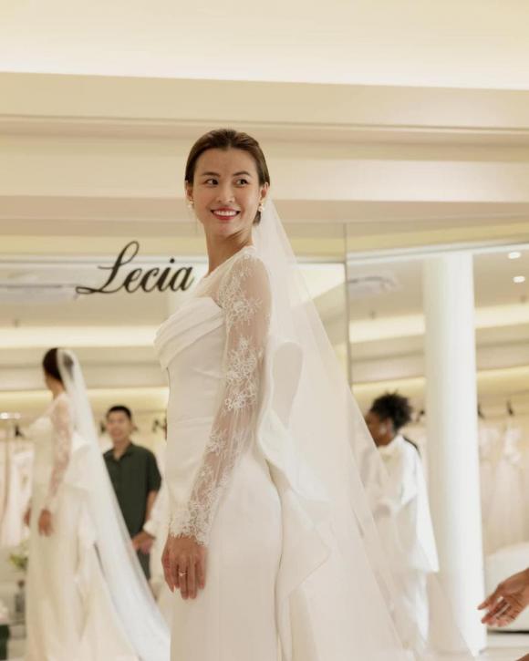 Cao Thiên Trang hé lộ váy cưới chính thức trong ngày trọng đại, nhan sắc ''cô dâu tháng 4'' gây mê - ảnh 3