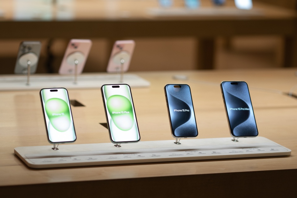 Apple mất vị trí số 1 trên thị trường smartphone - ảnh 1