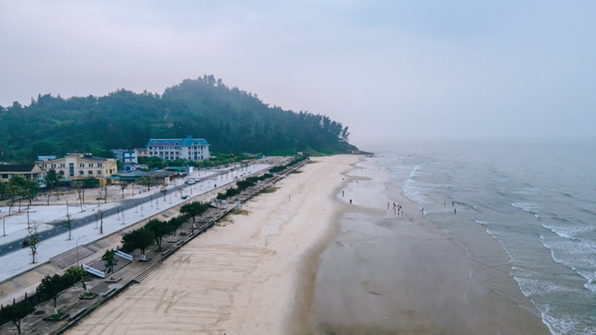 Khung cảnh đẹp khó cưỡng trên cung đường 120km ven biển trải dọc Hà Tĩnh - ảnh 16
