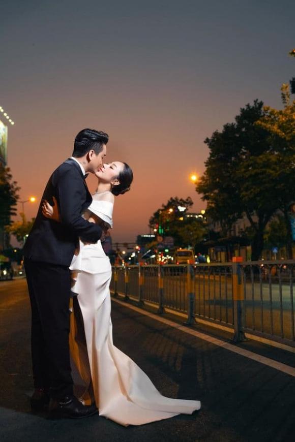 TiTi (HKT) lộ diện trước thềm đám cưới: Cực tình tứ bên bạn gái, độ xứng đôi gây sốt - ảnh 5
