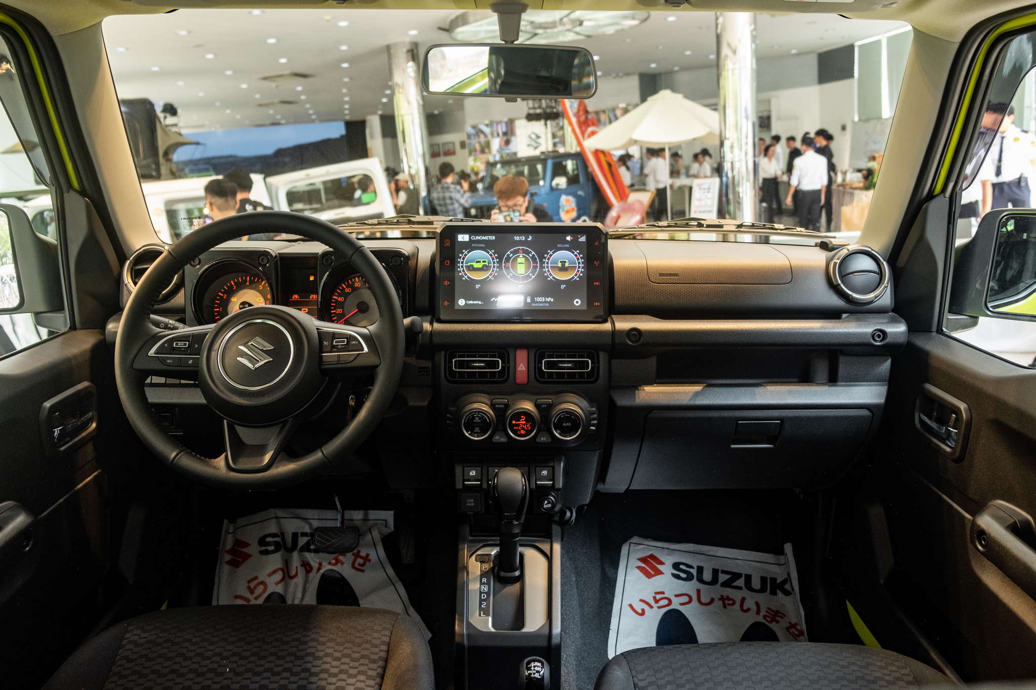 Suzuki Jimny bán ''kèm lạc'' lên gần 1 tỷ đồng - ảnh 8
