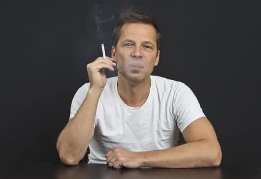 Người đàn ông hút thuốc đã 26 năm nhưng phổi vẫn hồng hào, bác sĩ nội khoa thẳng thắn nói: 6 thói quen đáng tham khảo - ảnh 4