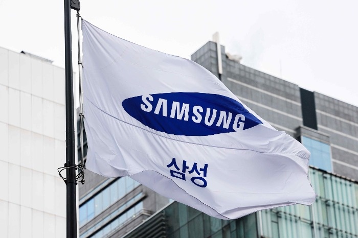 Samsung kích hoạt ''chế độ khẩn'', buộc giám đốc làm việc cả cuối tuần - ảnh 1