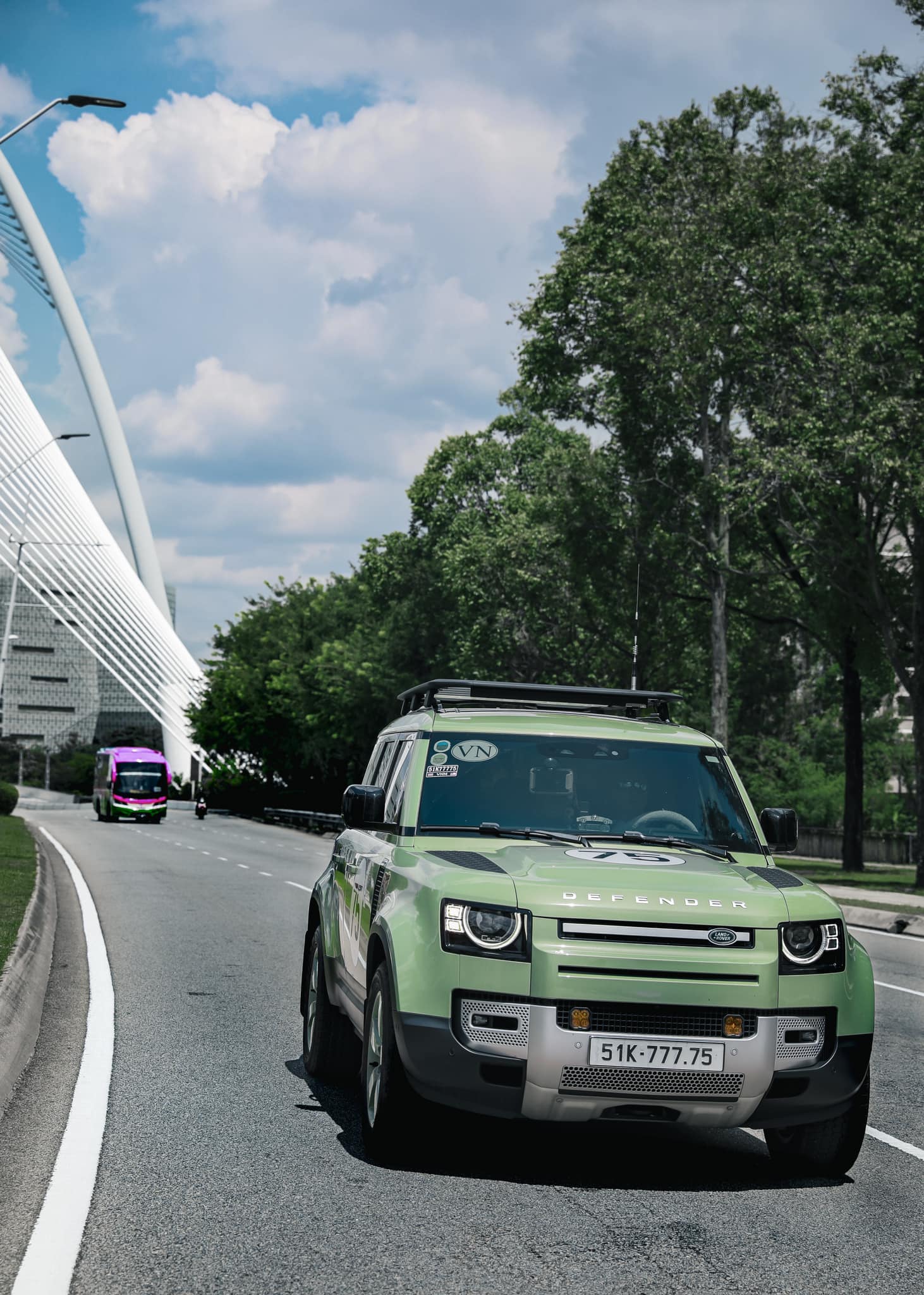 Sau chuyến phượt Trung Quốc, tay chơi Việt đem Land Rover Defender 7 tỷ xuyên Đông Nam Á, chạy qua cả nước tay lái nghịch - ảnh 3