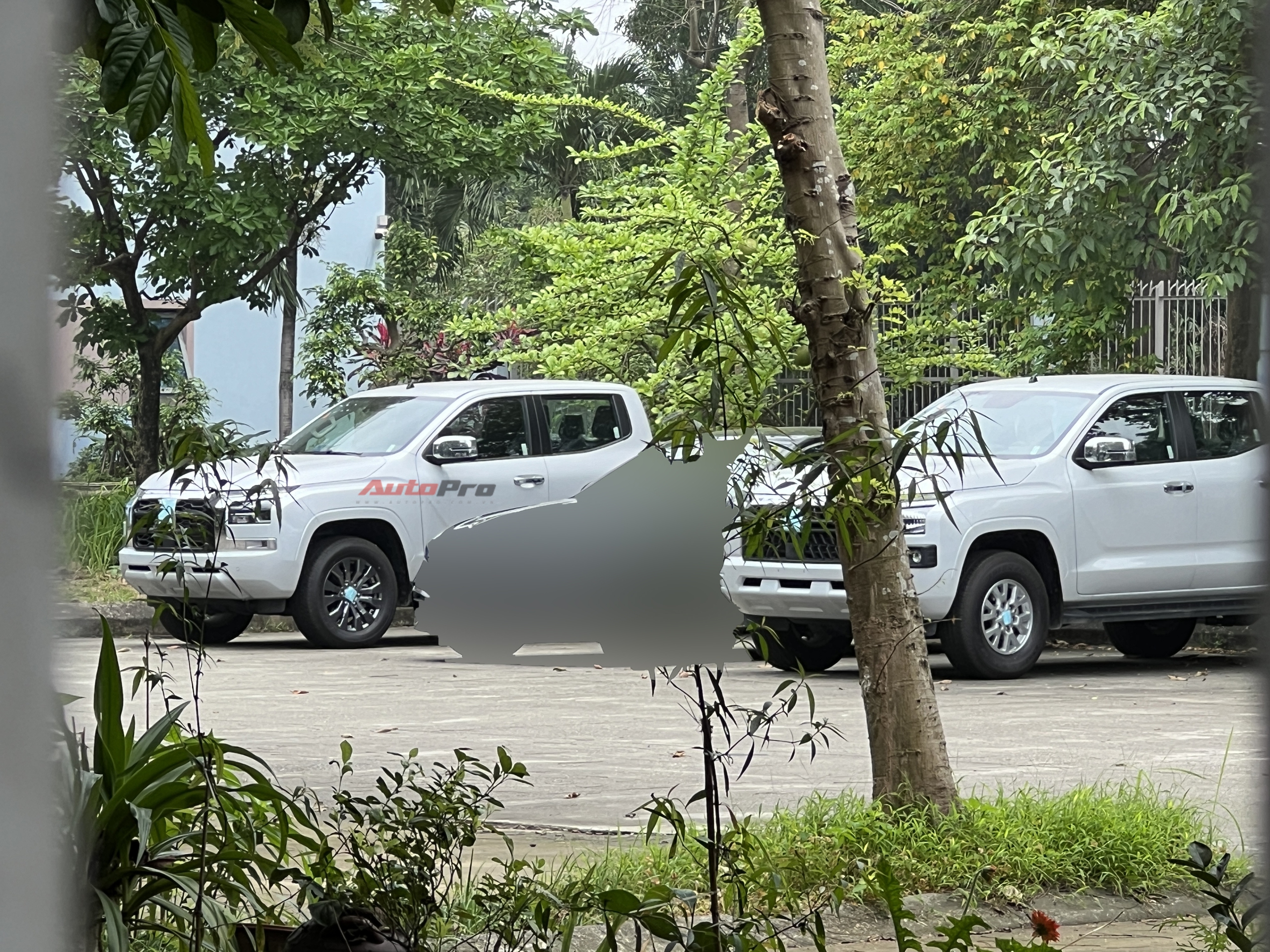 Mitsubishi Triton 2024 lộ diện tại Việt Nam với 3 phiên bản: Khác biệt lớn ở bộ mâm, có bản thể thao đấu Ranger Wildtrak - ảnh 2