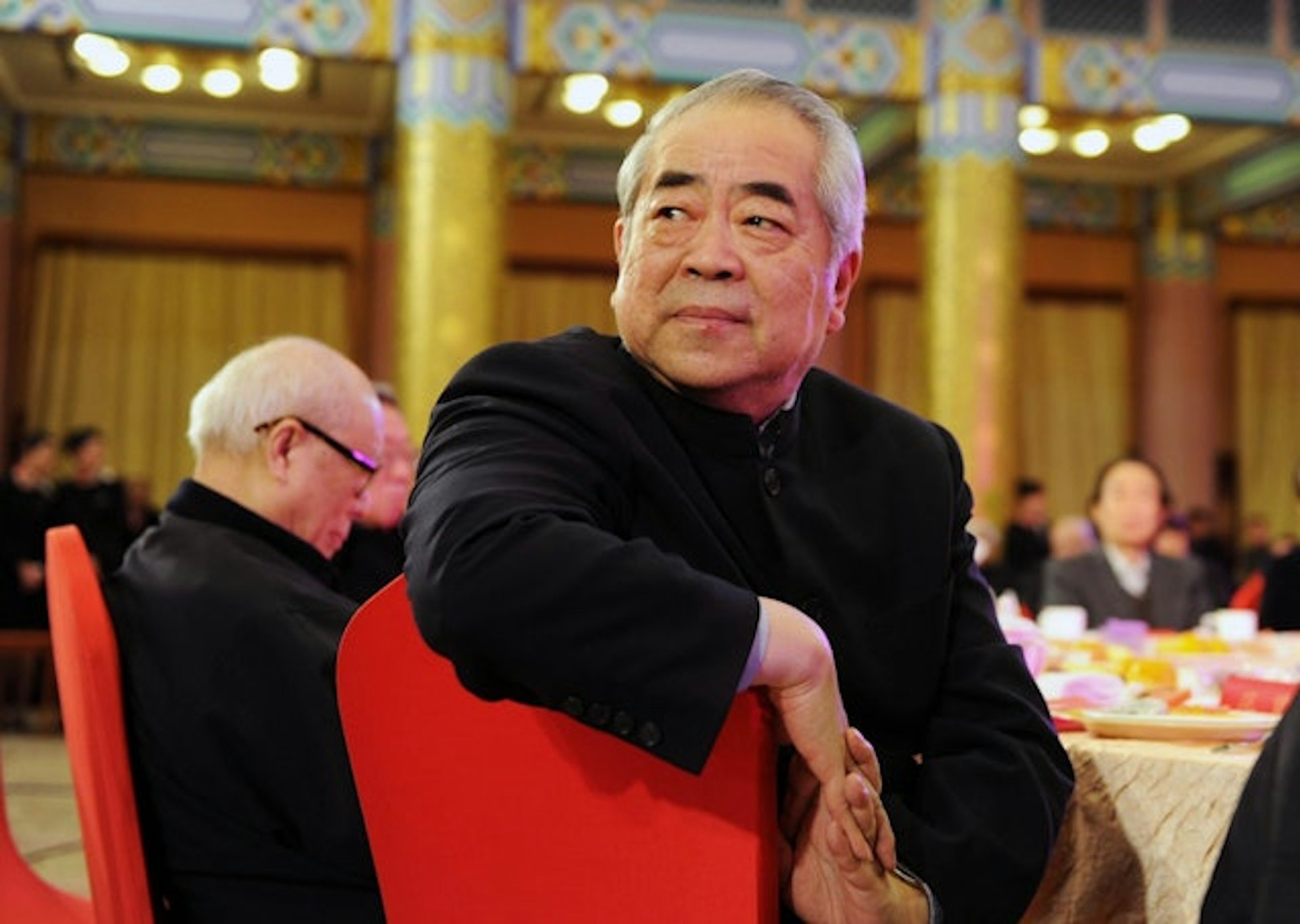 Họa sĩ nổi tiếng Trung Quốc bị chỉ trích khi lấy vợ kém 50 tuổi - ảnh 3