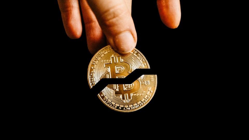 Vì sao giá Bitcoin bất động sau sự kiện ''chia hai'' lịch sử - ảnh 1