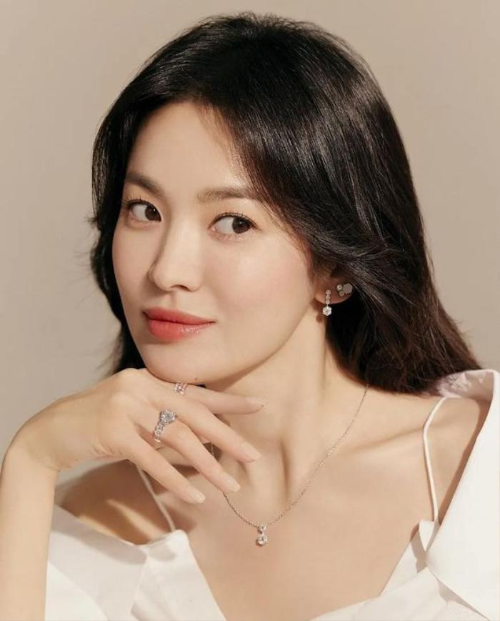 Song Hye Kyo ngầm khẳng định bản thân đã có tình yêu mới sau nhiều năm tan vỡ - ảnh 3