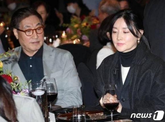 ''Nàng Dae Jang Geum'' Lee Young Ae và ''Tiểu Yến Tử'' Huỳnh Dịch đọ sắc: Ai nghĩ họ cách nhau gần chục tuổi - ảnh 5