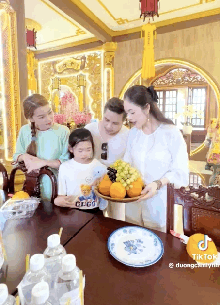 Không phải NSƯT Ốc Thanh Vân, con gái cố diễn viên Mai Phương được một sao nữ đích thân làm điều này! - ảnh 3