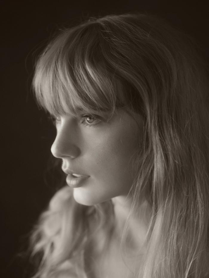 Rolling Stone chấm album mới của Taylor Swift điểm tuyệt đối: ''Đừng vội mừng!'' - ảnh 1