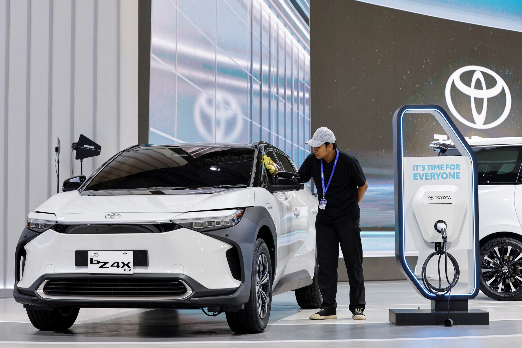 Vua pin Trung Quốc bóc trần sự thật về ''tử thần'' của xe xăng, 1300 sáng chế của Toyota hóa thành vô dụng? - ảnh 4