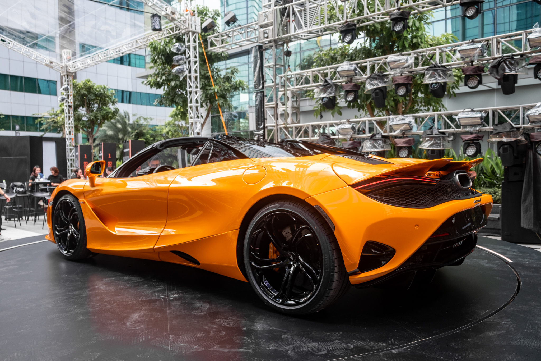 Hoàng Kim Khánh liên tục thả thính loạt siêu xe khủng: Từ Lamborghini Sian, Revuelto đến công khai đặt mua McLaren 750S vừa mới ra mắt - ảnh 15