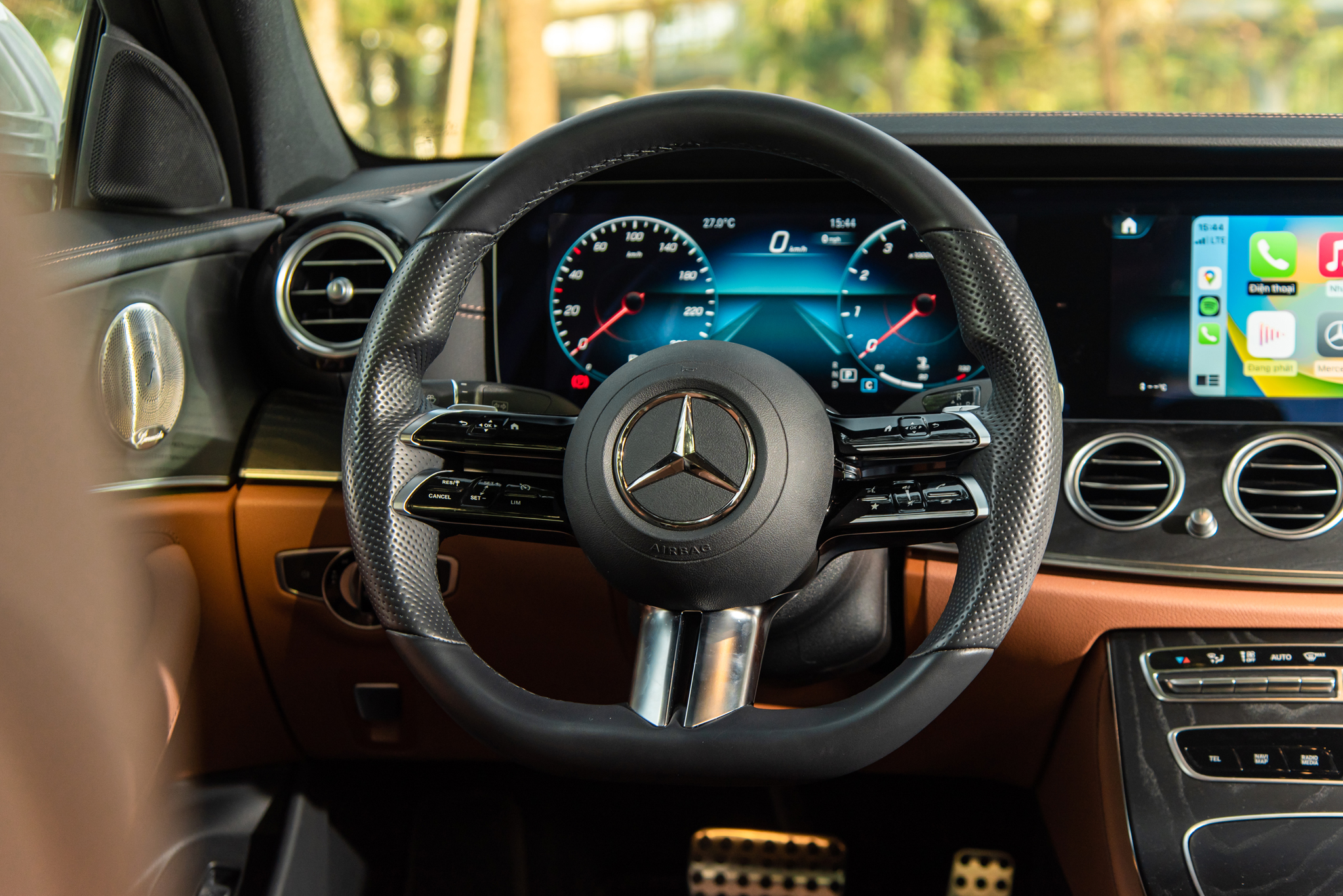 3 ngày dùng E 300 và E 200 để hiểu Mercedes-Benz kết hợp sự linh hoạt của C và sự thoải mái của S thế nào vào 1 chiếc xe - ảnh 18