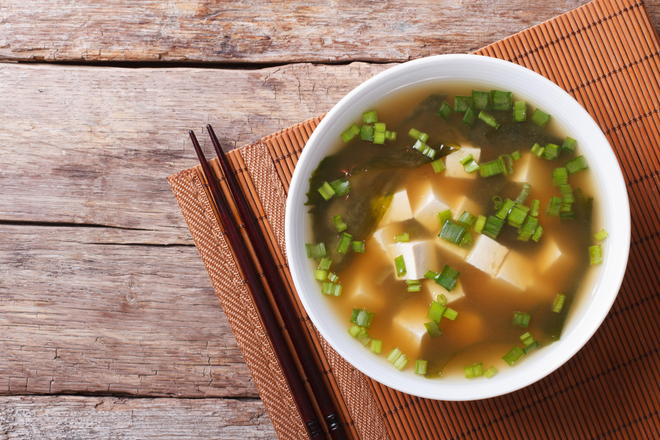 6 thực phẩm người Nhật trăm tuổi ăn mỗi ngày để sống thọ hơn, kiểm soát đường huyết, chống lão hóa: Việt Nam có bán - ảnh 2
