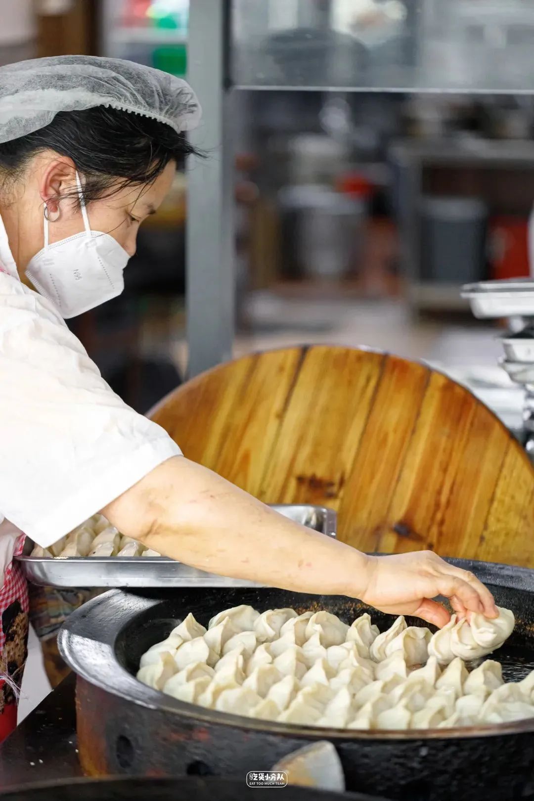 Khám phá ẩm thực vỉa hè của các bà dì Thượng Hải: Những quầy hàng gắn liền với tuổi thơ bao thế hệ - ảnh 7