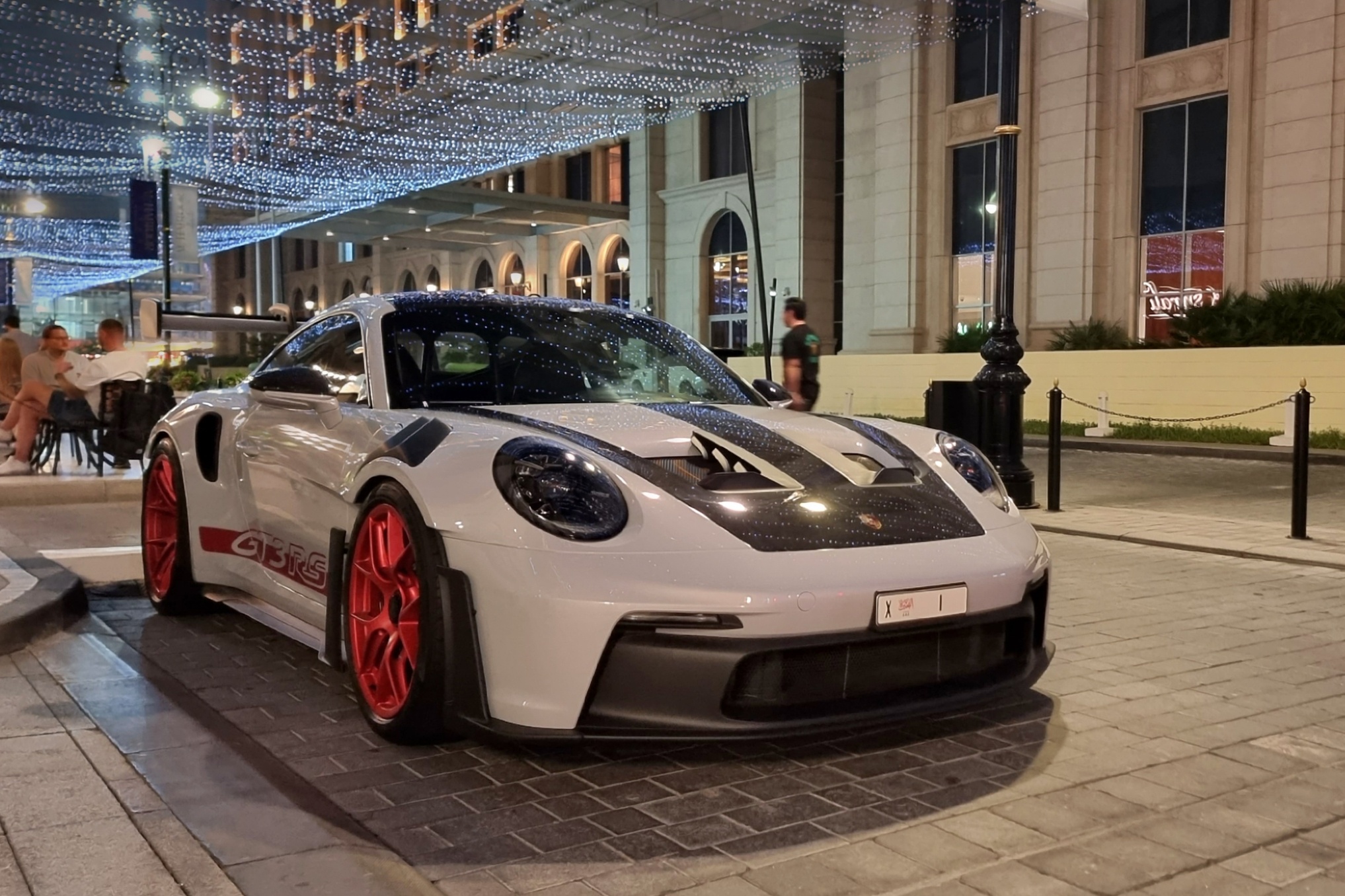 Chiếc Porsche 911 GT3 RS mang biển số trị giá 9,5 triệu USD - ảnh 3