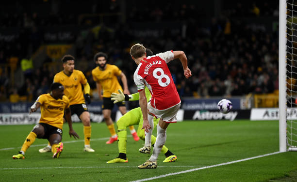 10 thống kê Wolves 0-2 Arsenal: 
