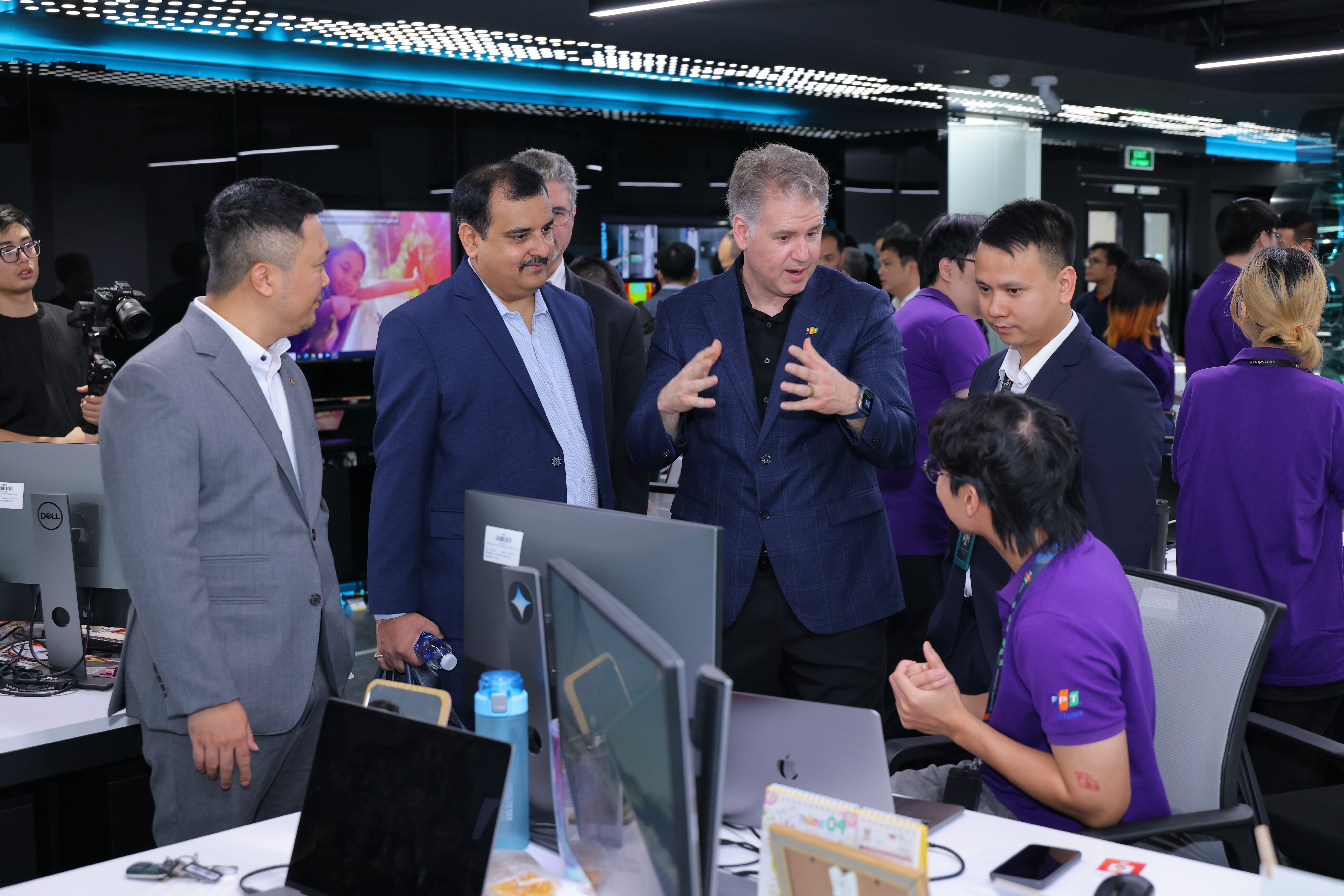 NVIDIA hợp tác với FPT để xây nhà máy AI 200 triệu USD tại Việt Nam - ảnh 3