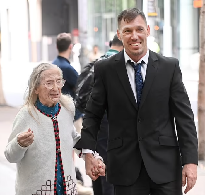 Cái kết buồn về chuyện tình đũa lệch của luật sư U50 yêu cụ bà 104 tuổi - ảnh 3
