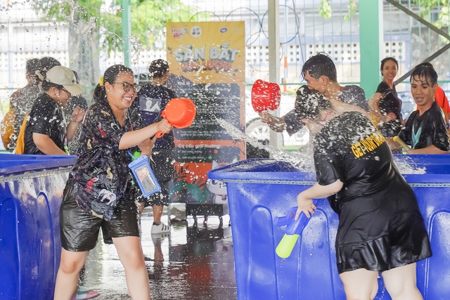 Nếu Thái Lan có Songkran, thì TP.HCM cũng có đại hội té nước Splash Out cực mát - ảnh 5