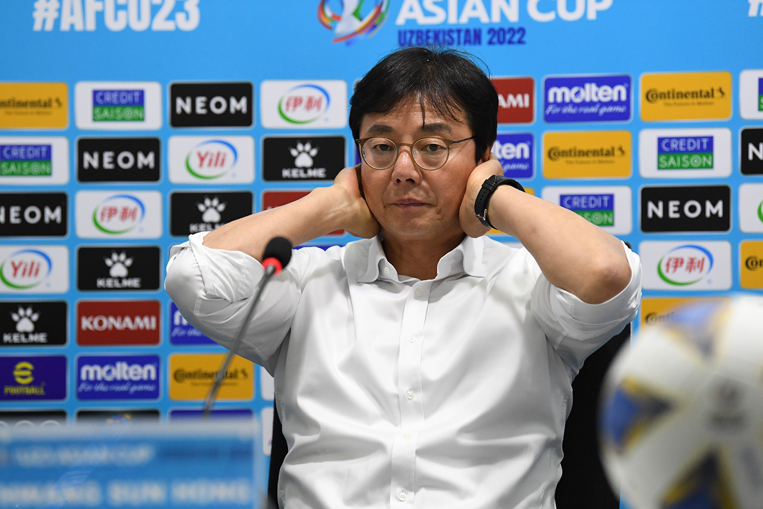 HLV Hàn Quốc phá vỡ im lặng về kình địch của U23 Việt Nam - ảnh 1