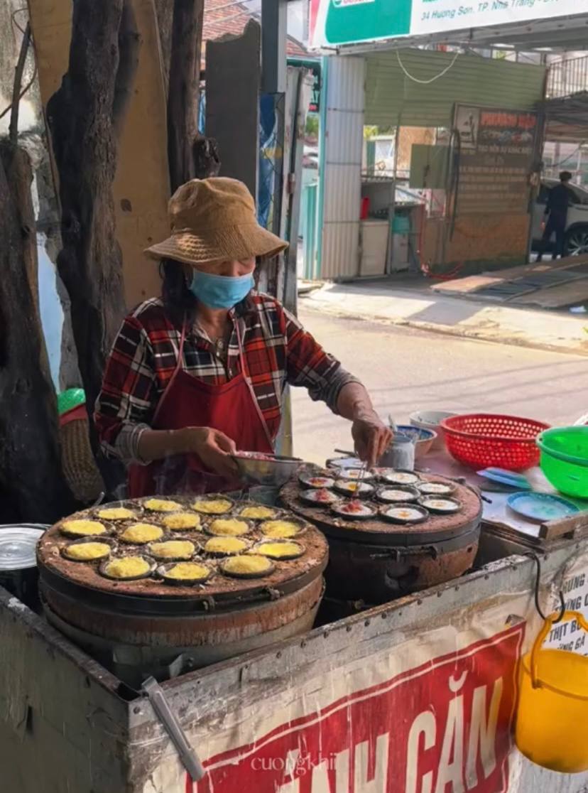 4 quán ngon chỉ dân địa phương mới biết ở Nha Trang: Bánh canh lòng cá phải thử khi đến xứ biển, hàng gỏi bò khô núp hẻm - ảnh 10