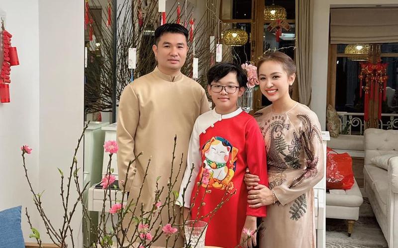 Sau hôn nhân đổ vỡ, 3 mỹ nhân Việt hạnh phúc viên mãn khi tái hôn, bầu lần 2 được chồng 'cưng như trứng mỏng' - ảnh 15