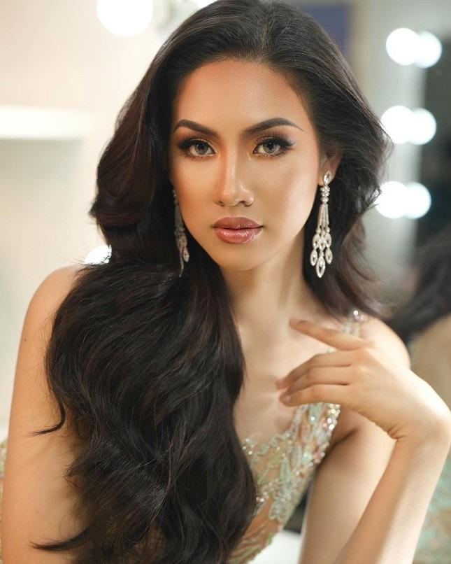 Hoa hậu Hoàn vũ Campuchia gây tranh cãi - ảnh 1