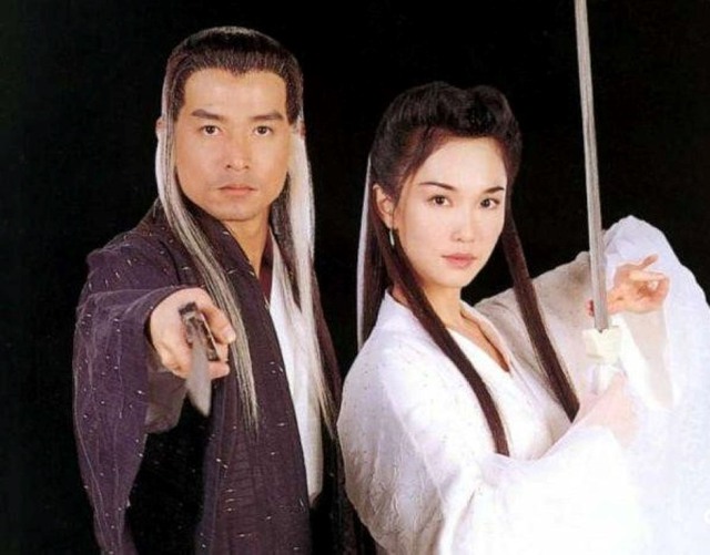 Dương Quá - Tiểu Long Nữ đẹp nhất màn ảnh: Chồng tóc bạc trắng, vợ vẫn trẻ đẹp, 25 năm yêu như cổ tích - ảnh 2