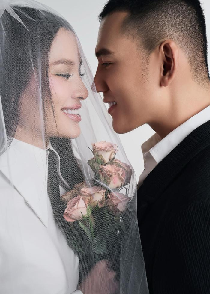 Phương Trinh Jolie và Lý Bình sau hai năm kết hôn: Có thêm quý tử, vừa làm một điều trong ngày kỷ niệm - ảnh 1