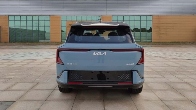 Xe điện hiệu suất cao Kia EV5 GT lộ ảnh trước ngày ra mắt - ảnh 2
