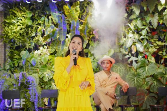 Sao Việt 25/4: Phương Thanh bị ''khủng bố'' comment tố ăn chặn từ thiện; Hoa hậu Ý Nhi có động thái đầu tiên sau tin bí mật kết hôn - ảnh 33