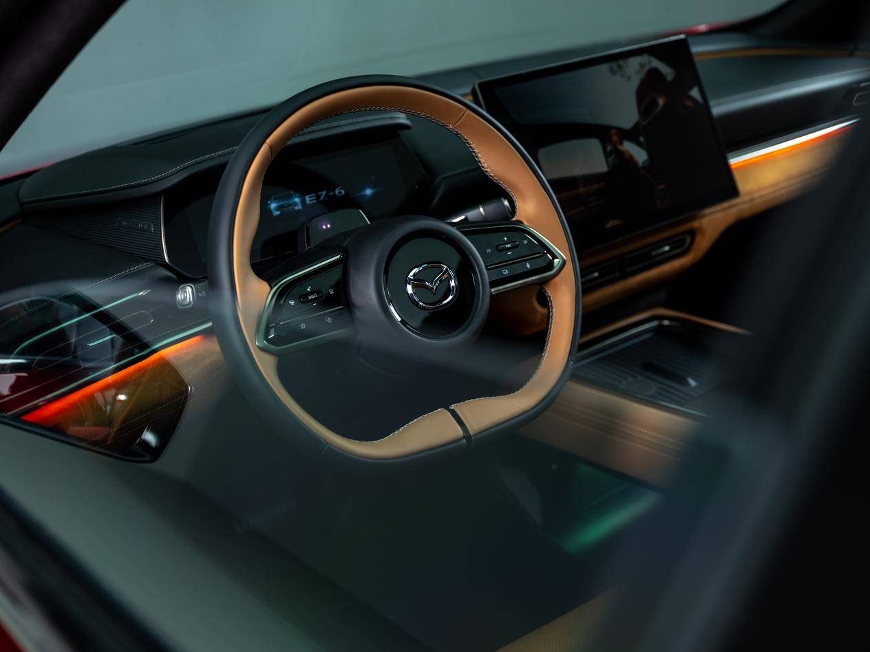 Mazda EZ-6 ra mắt: Bản xem trước của Mazda6 đời mới với thiết kế lột xác, cánh gió kiểu Porsche, nội thất khó tìm nút bấm - ảnh 18