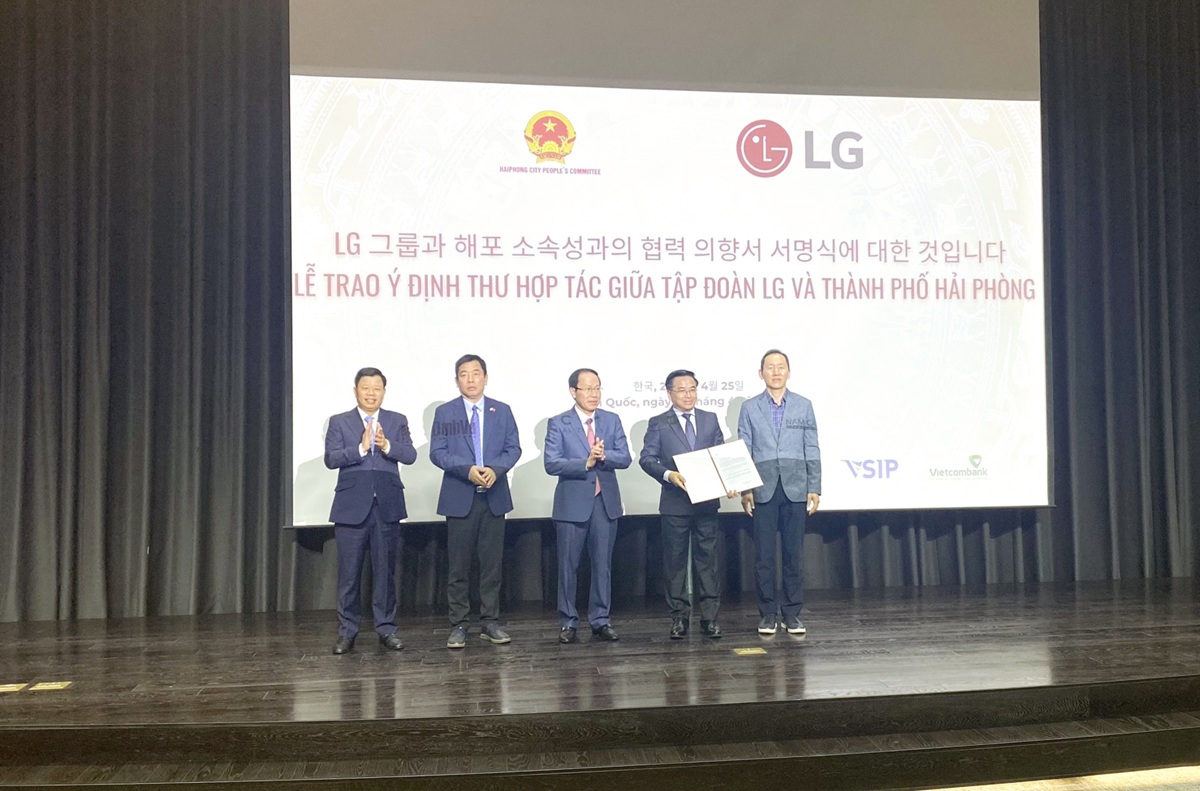 Bí thư Thành ủy Lê Tiến Châu: Mong muốn Tập đoàn LG tiếp tục mở rộng đầu tư vào “cứ điểm” Hải Phòng - ảnh 6