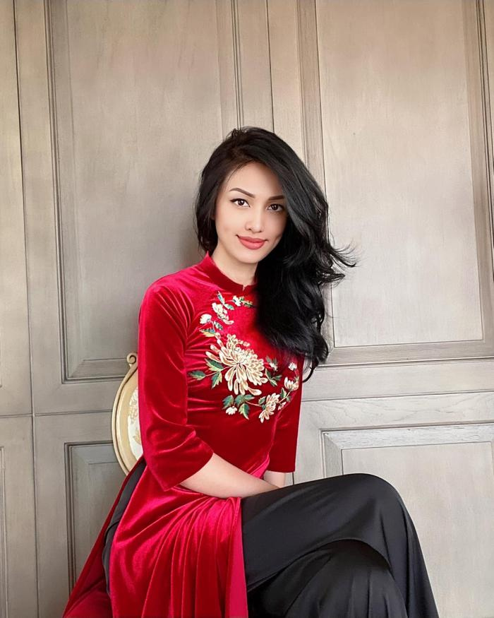 Dàn người đẹp Vbiz dự lễ cưới chuyên gia make-up Huỳnh Lợi, siêu mẫu Huỳnh Thanh Tuyền gửi lời chúc phúc - ảnh 3