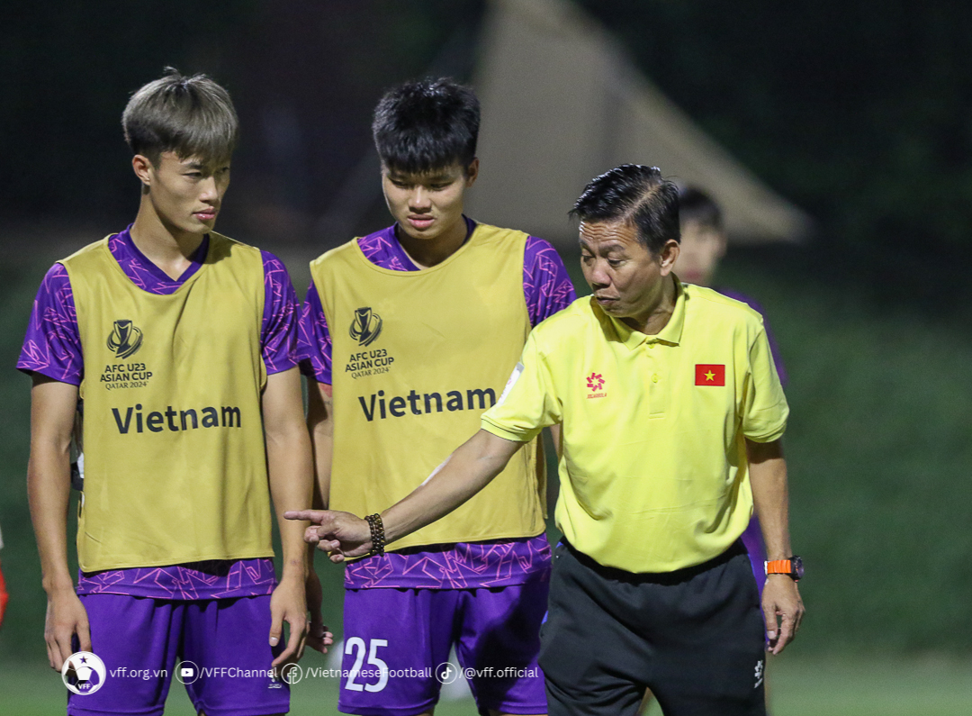 HLV Hoàng Anh Tuấn đã có bài giúp U23 Việt Nam chống Iraq? - ảnh 1