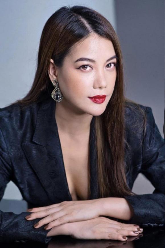 Sao Việt 25/4: Phương Thanh bị ''khủng bố'' comment tố ăn chặn từ thiện; Hoa hậu Ý Nhi có động thái đầu tiên sau tin bí mật kết hôn - ảnh 21