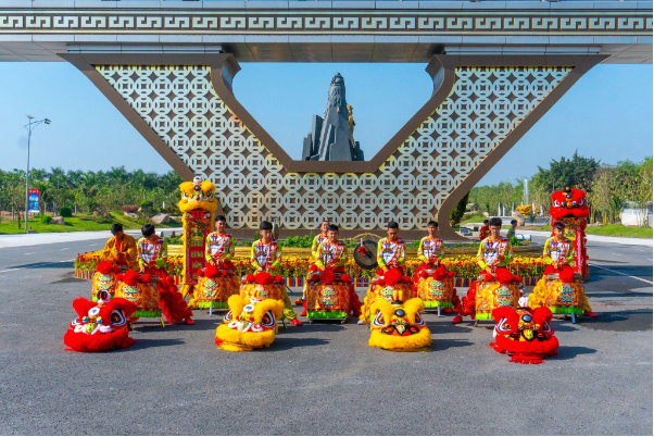 Công viên nước lớn nhất Việt Nam - The Amazing Bay mừng sinh nhật 2 tuổi nhân dịp lễ 30/4 - 1/5 - ảnh 1
