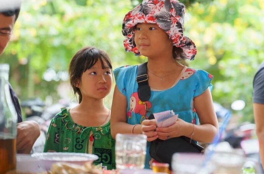 Lý Hải - Minh Hà dạy con về tiền: Không cố gắng dành dụm cho con - ảnh 2