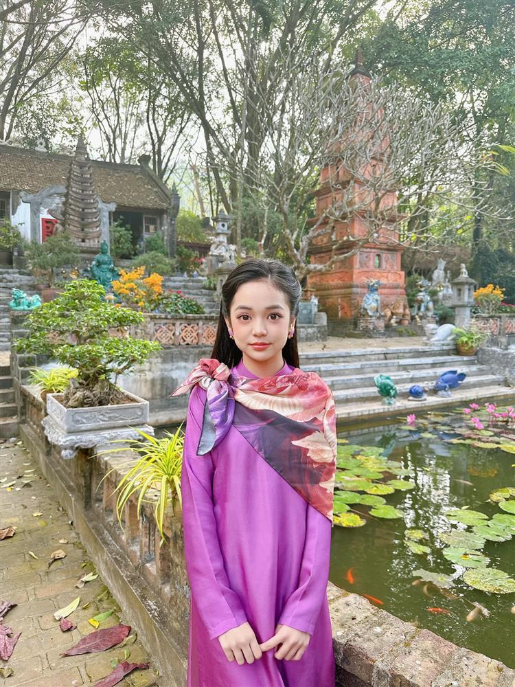 'Con gái' Việt Anh khoe vẻ thiếu nữ ở tuổi 13 - ảnh 7