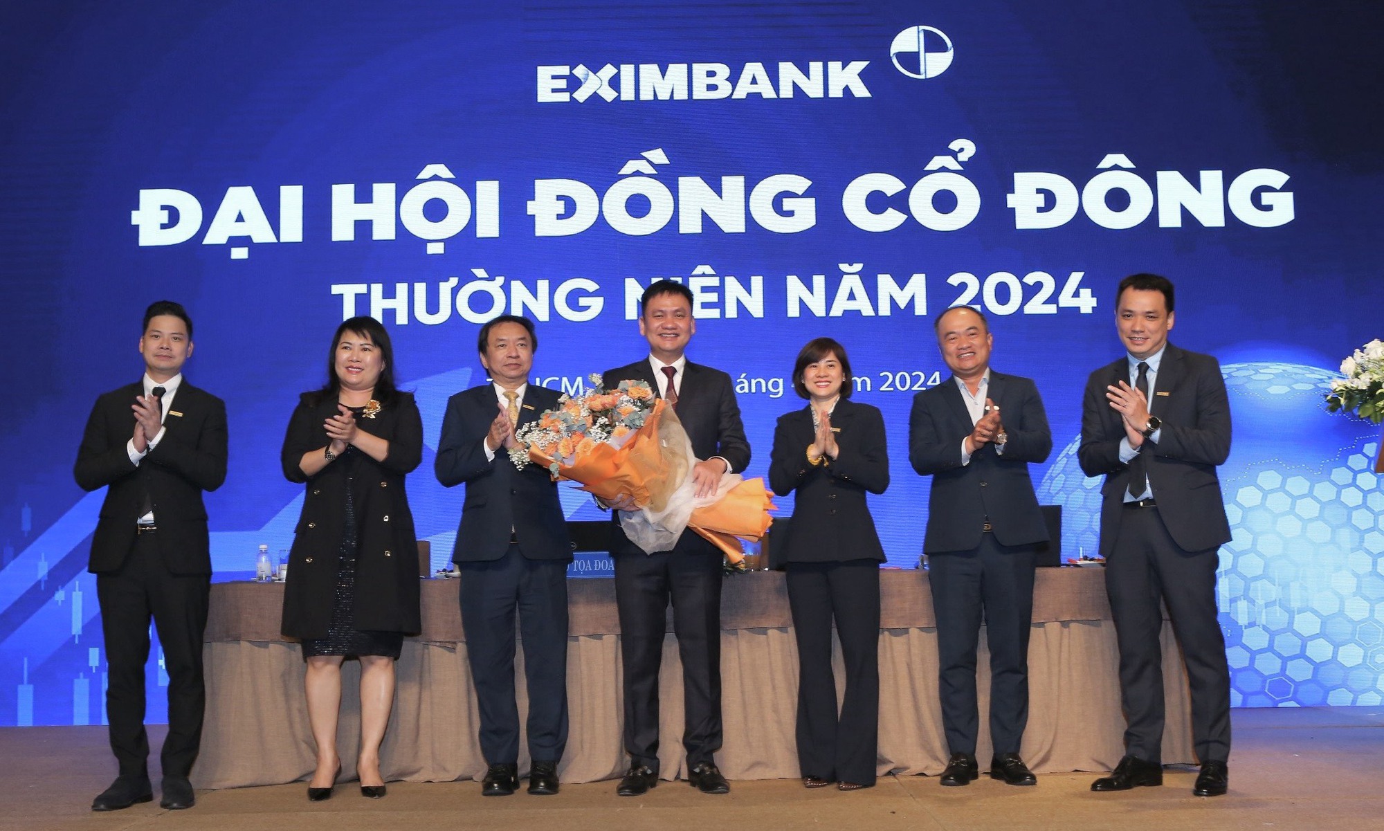 Ngân hàng Eximbank tổ chức thành công Đại hội Cổ đông thường niên năm 2024 - ảnh 2