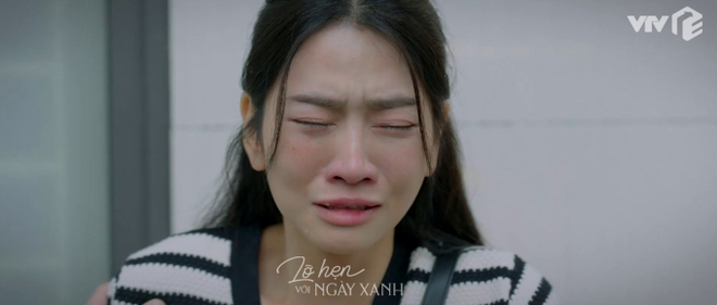 Mỹ nhân phim Việt giờ vàng gây tranh cãi vì cảnh khóc: Người chê giả trân, người bất bình 
