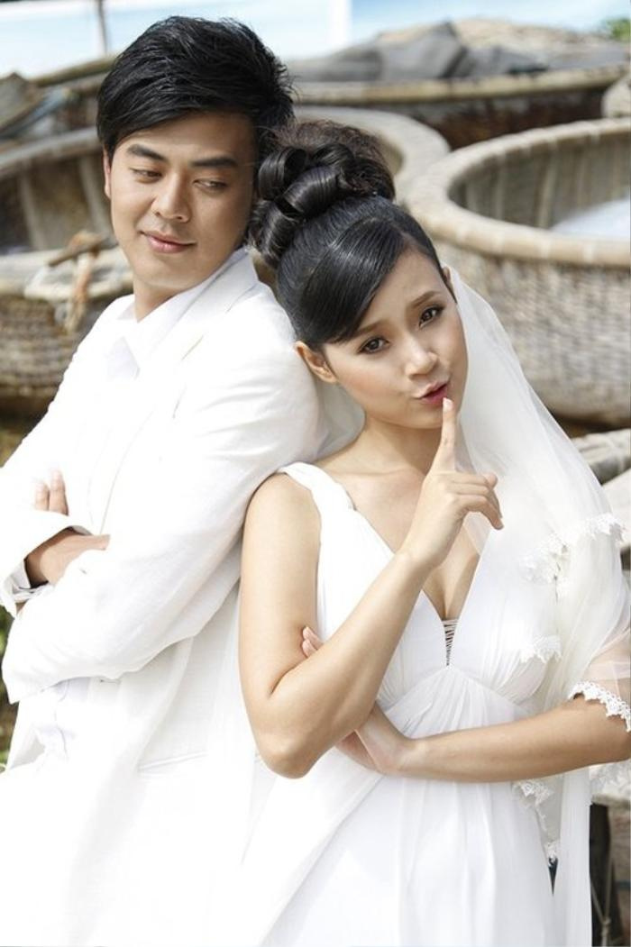 Trước khi thông báo chuyện kết hôn, Midu từng không ít lần mặc váy cưới - ảnh 3