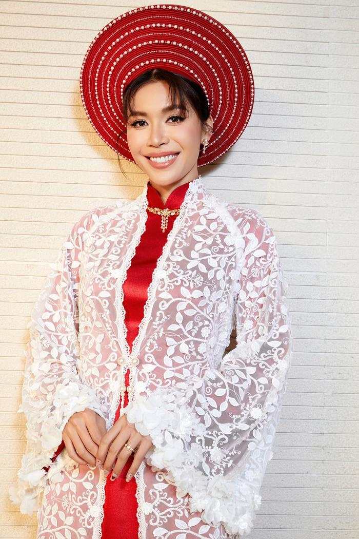 Trang phục cưới ý nghĩa của dàn sao Việt - ảnh 2